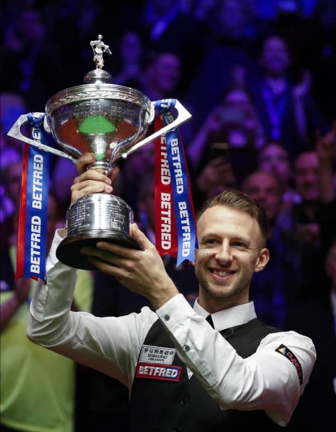 部对他十分 部对他十分